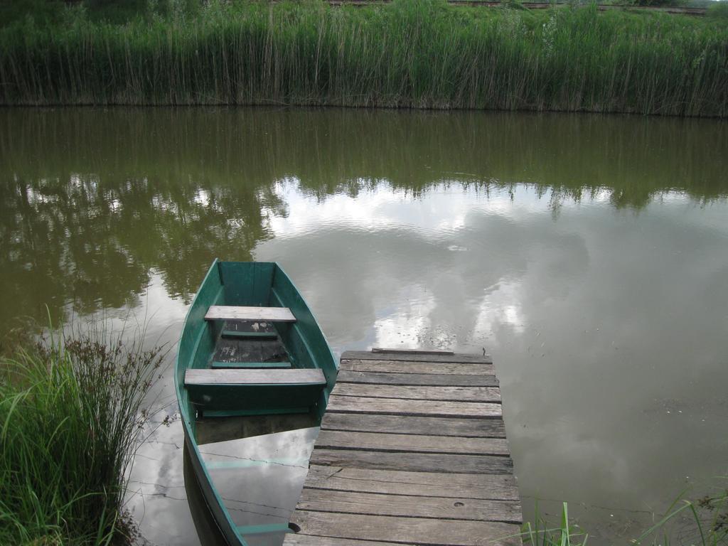 Hostal Koryakivskyi Rai Dmitrenki Exterior foto