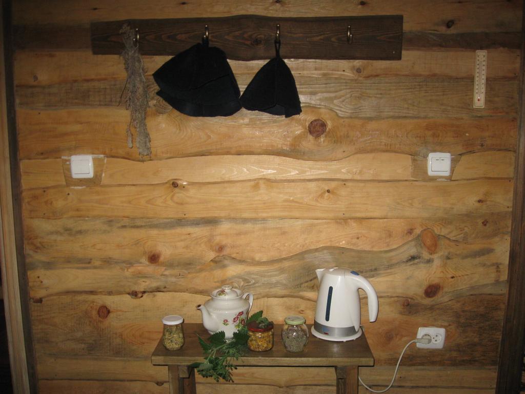 Hostal Koryakivskyi Rai Dmitrenki Exterior foto