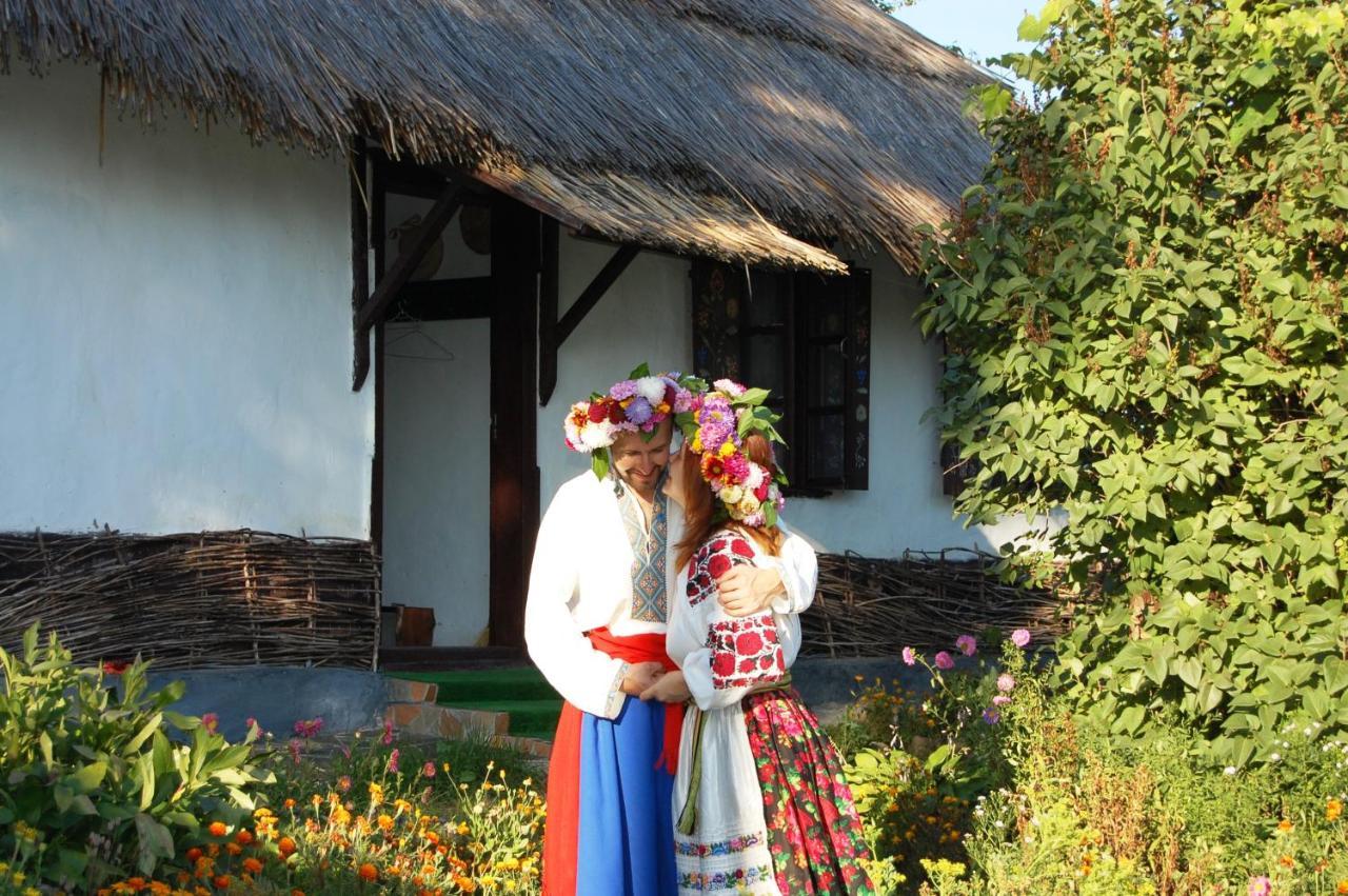 Hostal Koryakivskyi Rai Dmitrenki Exterior foto